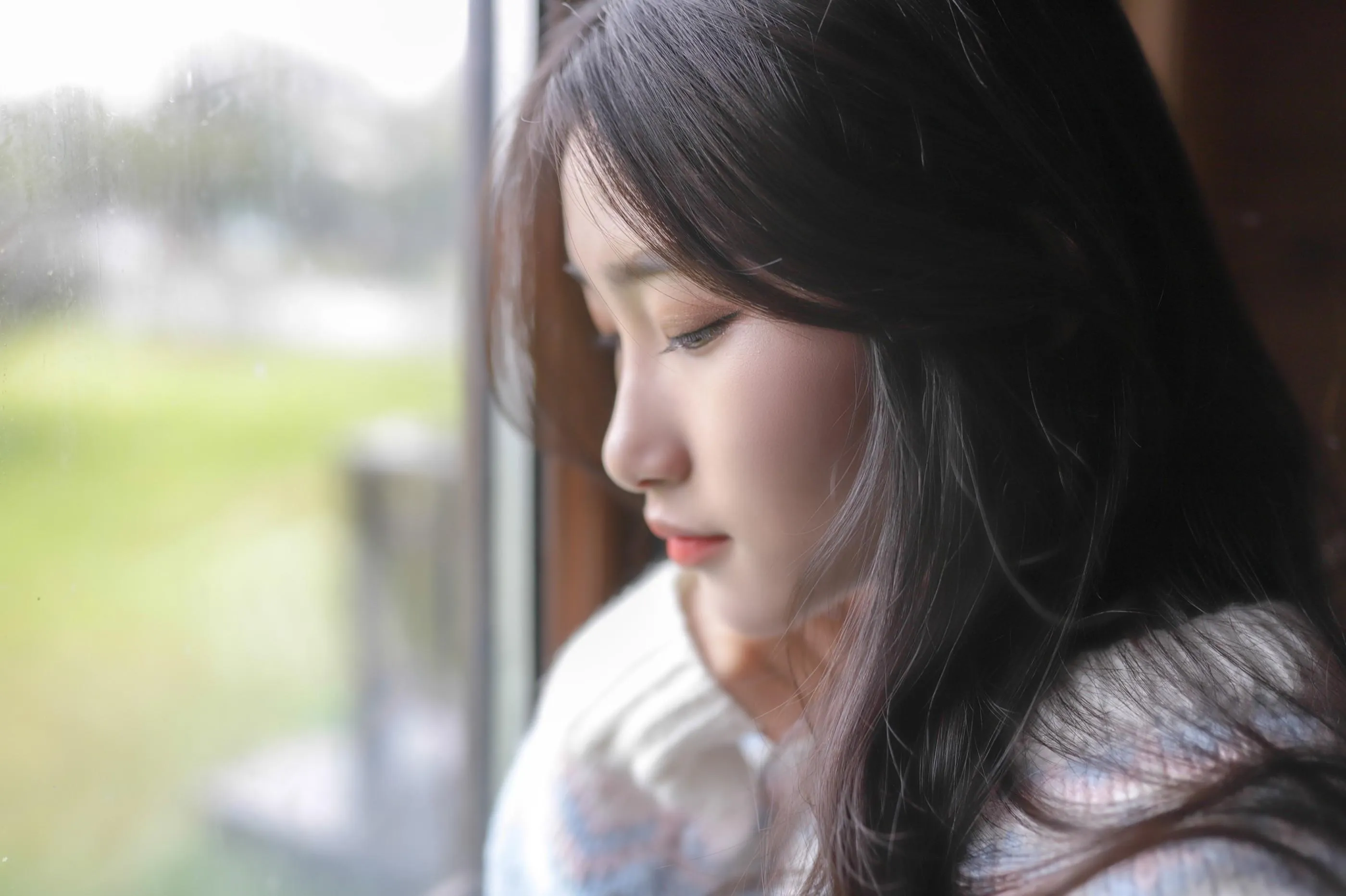 [YITUYU艺图语]2022.08.31 蓝色阴雨 芸芸 [22P]插图6
